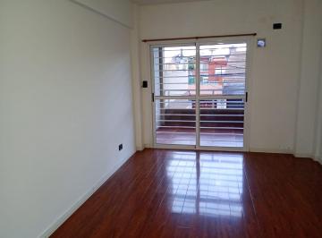 Departamento de 2 ambientes, Tres de Febrero · Alquiler 2 Ambientes Excelente Estado