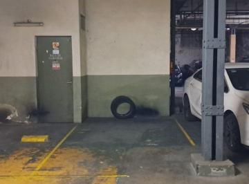 Garage · 14m² · Venta de Cochera Cubierta en San Cristobal