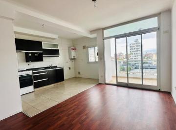 Departamento · 70m² · 2 Ambientes · Juan Manuel de Rosas 1939 05 - 03