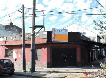 Local comercial · 130m² · 3 Ambientes · 2 Cocheras · Dos Locales Mas Vivienda a Reciclar Ideal Inversor