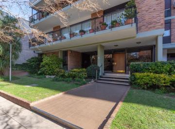 Departamento · 160m² · 4 Ambientes · Departamento en Venta en Olivos, Semipiso 4 Ambientes con Dependencias, 2 Cocheras y Baulera.
