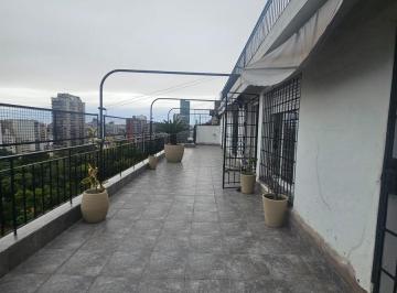 Departamento · 190m² · 5 Ambientes · 1 Cochera · Increíble 5 Amb Piso Alto con Gran Terraza Vista Panoramica!