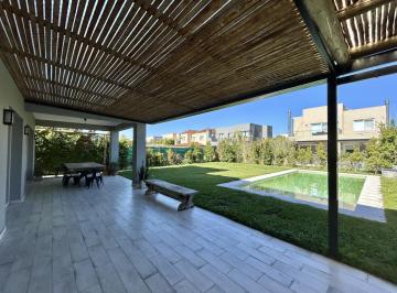 Casa · 196m² · 4 Ambientes · 1 Cochera · Nordelta, Las Tipas