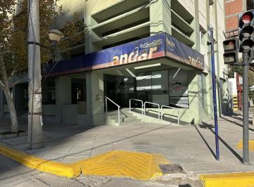 Oficina comercial · 206m² · 4 Ambientes · Oficina en Área Centro Este
