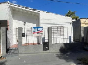 PH · 60m² · 3 Ambientes · 2 Cocheras · Alquiler Casa 2 Dorm. Merlo Norte