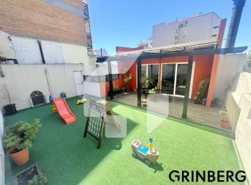 PH · 165m² · 4 Ambientes · PH Reciclado con Acceso Independiente con Terraza y Quincho