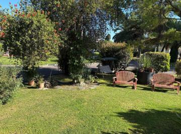 Casa · 261m² · 5 Ambientes · 2 Cocheras · Apto Credito - Casa 5 Amb en Venta en Aranjuez