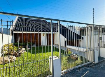Casa de 3 ambientes, Morón · Venta Chalet en 2 Plantas