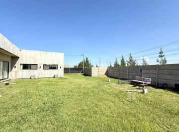 Casa · 118m² · 3 Ambientes · Venta de Casa 2 Dorm. en Máximo Paz, Cañuelas