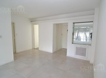 Departamento · 84m² · 4 Ambientes · Piso 4 Ambientes con Balcón y Dependencia de Servicio Luminoso