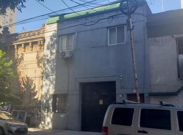Depósito · 405m² · 4 Ambientes · Deposito con Vivienda de 4 Ambientes / Terreno en Venta, en Flores