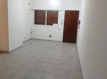 Departamento · 60m² · 3 Ambientes · Royo Inmobiliaria Alquila Depto a Dos Cuadras de La Peatonal