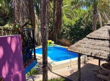 Casa · 170m² · 4 Ambientes · 2 Cocheras · Casa en Venta Plátanos, Berazategui
