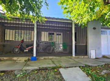 FAE-FAE-766_2 · Casa 3 Dorm.. | Alsina Al 2700