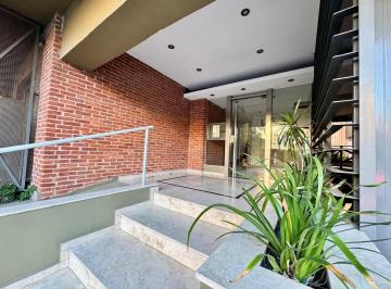 Departamento · 64m² · 3 Ambientes · 1 Cochera · Venta Departamento 3 Ambientes Balcón y Cochera - Adrogué