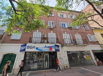 Departamento de 6 ambientes, Córdoba · Vendo Depto Centrico de Dos Dorm. con Dependencias
