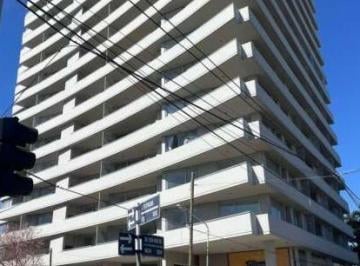 Departamento de 3 ambientes, Granadero Baigorria · Venta - Departamento - 2 Dorm. y Cochera - Torre Paraiso