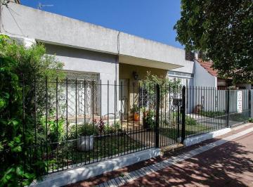 Casa · 165m² · 4 Ambientes · 3 Cocheras · Casa 4 Ambientes en Venta Lavallol