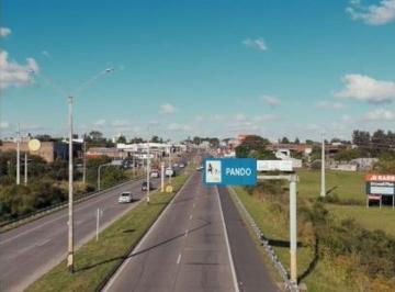 Local comercial · 300m² · Alquiler Importante Local Comercial en Pando
