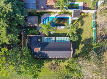 Casa · 800m² · 4 Ambientes · Casa en Venta 2 Dorm. con Pileta