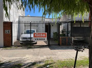 Casa de 3 ambientes, Hurlingham · Casa PH Al Frente