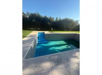 Casa · 1236m² · 4 Ambientes · 1 Cochera · Venta Casa General Lagos Acepta Permuta
