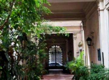 PH de 3 ambientes, San Telmo · PH en El Histórico Pasaje Santamarina