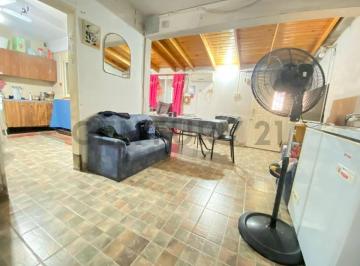 Casa · 3 Ambientes · 1 Cochera · Venta Casa 2 Dorm.. Cochera - Patio y Terraza