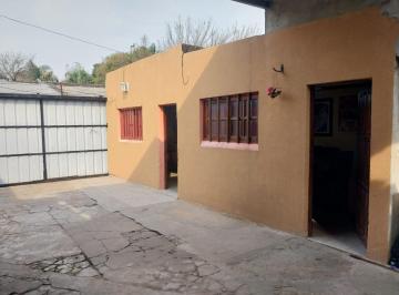 Casa · 100m² · 4 Ambientes · 1 Cochera · Se Vende Casa en Reconquista, Bº Chapero