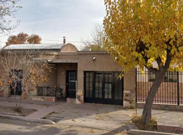 Terreno · 350m² · Venta Lote con Casa en Calle Victoria Villa Nueva