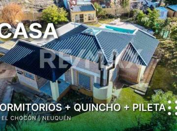 Casa · 158m² · 6 Ambientes · 1 Cochera · Venta Casa con Pileta en Villa El Chocon Neuquen