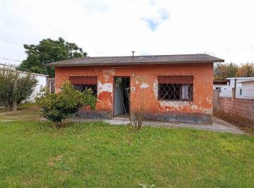 Casa · 90m² · 4 Ambientes · Venta Casa Dos Dorm. y Gran Fondo Pando