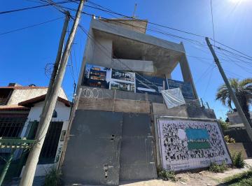 Garage · 15m² · Yapeyú 700, Bernal ¡Cocheras en Venta!