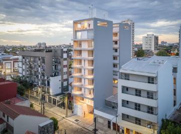Departamento · 68m² · 3 Ambientes · 1 Cochera · Departamento de Tres Ambientes a La Venta en Sarandi