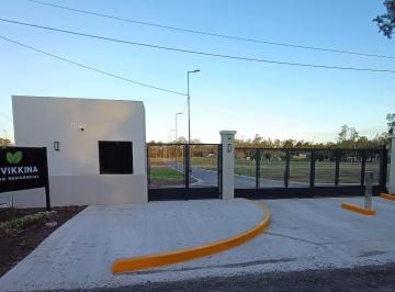Terreno · 300m² · Calle 548, La Vikkina ¡Lote de 300 m a La Venta!