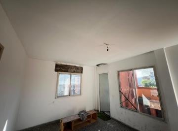 PH · 3 Ambientes · PH de Tres Ambientes a Reciclar en Wilde a La Venta