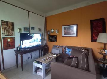 PH · 70m² · 3 Ambientes · PH Tipo Duplex de Tres Ambientes a La Venta en Avellaneda