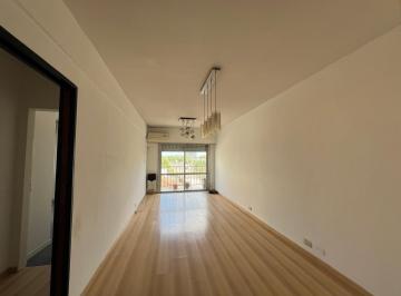 Departamento · 68m² · 3 Ambientes · Departamento de Tres Ambientes en Venta en Bernal