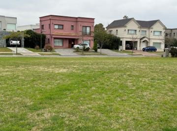 Terreno · 681m² · Terreno a La Venta en Barrio Privado Nuevo Quilmes