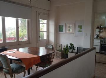 PH · 3 Ambientes · Departamento PH Tres Ambientes a La Venta en Bernal
