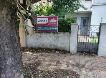 Casa · 476m² · 3 Ambientes · Casa de Tres Ambientes a Reciclar en Venta