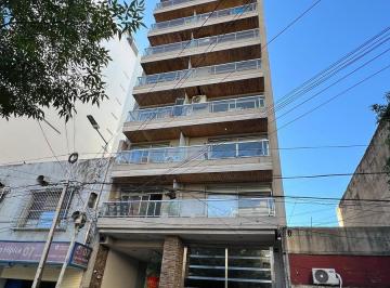 Departamento · 100m² · 3 Ambientes · Departamento de Tres Ambientes a La Venta en Avellaneda Centro