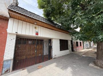 Casa · 518m² · 4 Ambientes · 1 Cochera · Casa en Avellaneda