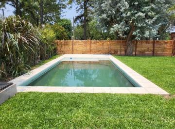 Casa de 4 ambientes, Exaltación de la Cruz · Alquiler Temporario Indio Cua Golf Club Chalet Impecable con Pileta