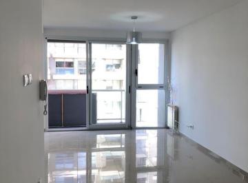 Departamento · 40m² · 2 Ambientes · 1 Cochera · Departamento en Alquiler en Lomas de Zamora, G. B. a. Zona Sur, Argentina