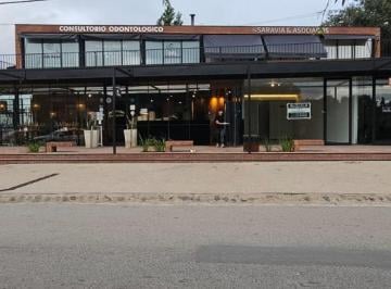 Local comercial · 48m² · 1 Ambiente · Local en Alquiler Frente Al Shopping