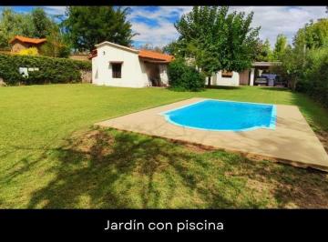 Casa · 244m² · 15 Ambientes · Longone 2559, Casa 3