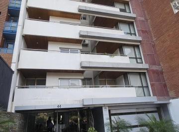 Departamento · 70m² · 3 Ambientes · 1 Cochera · Departamento en Poeta Lugones - Nueva Cordoba