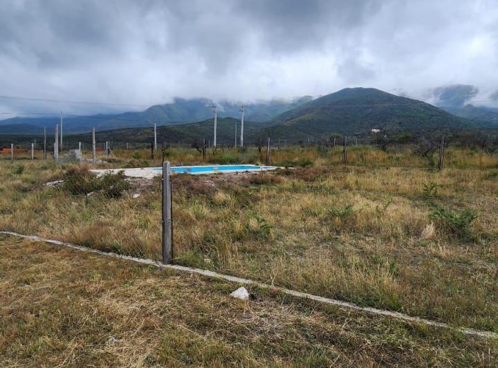 Terreno · 2800m²