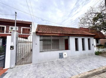 PH · 58m² · 3 Ambientes · Departamento PH en Venta en Lomas de Zamora, G. B. a. Zona Sur, Argentina